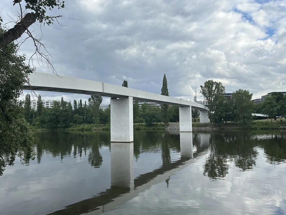 Štvanická lávka získala Národní cenu za architekturu.