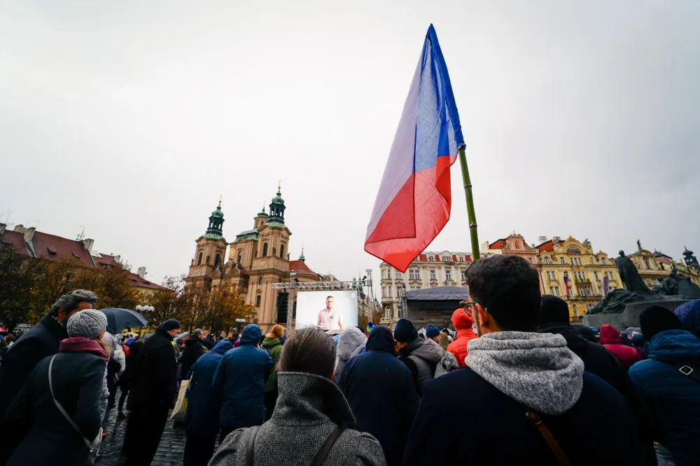 FOTOGALERIE: Demonstrace Milionu chvilek pro demokracii Zůstaňme demokratickým srdcem Evropy