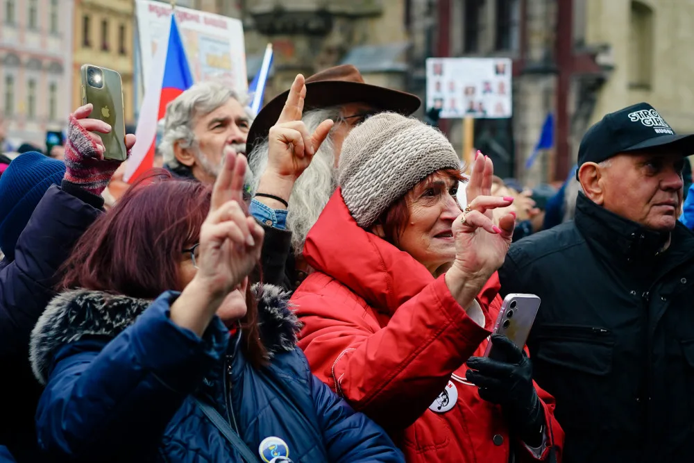 FOTOGALERIE: Podívejte se na atmosféru demonstrace Zůstaňme demokratickým srdcem Evropy Milionu chvilek