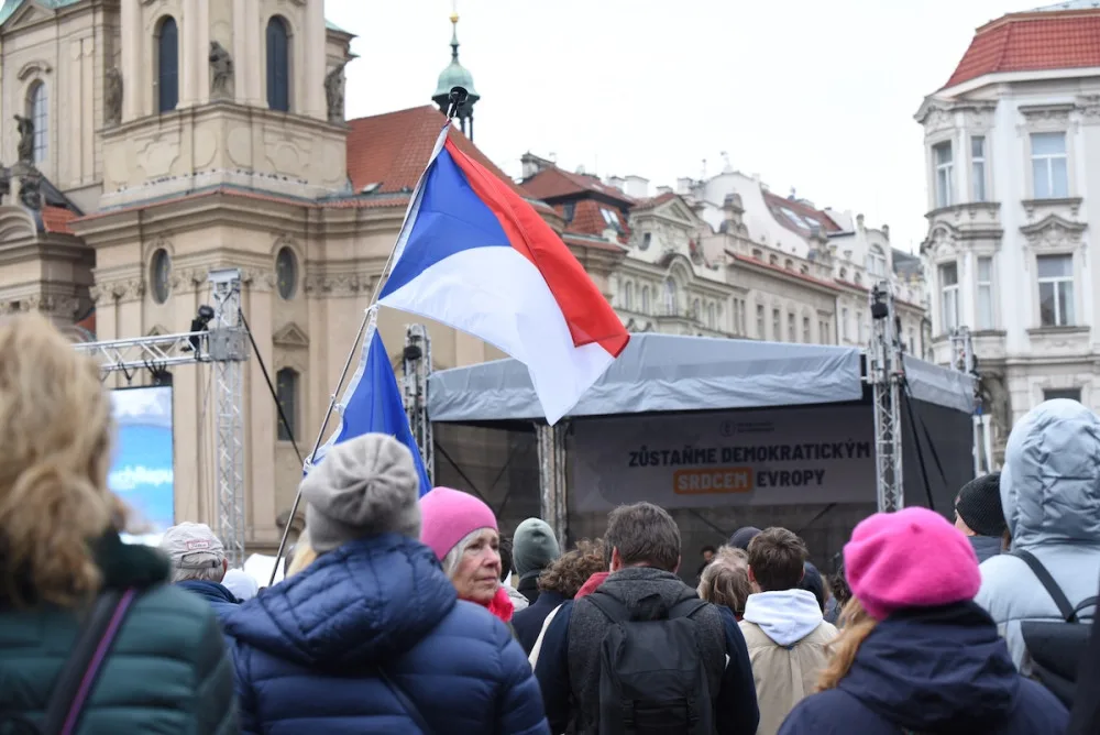 FOTOGALERIE: Podívejte se na atmosféru demonstrace Zůstaňme demokratickým srdcem Evropy Milionu chvilek