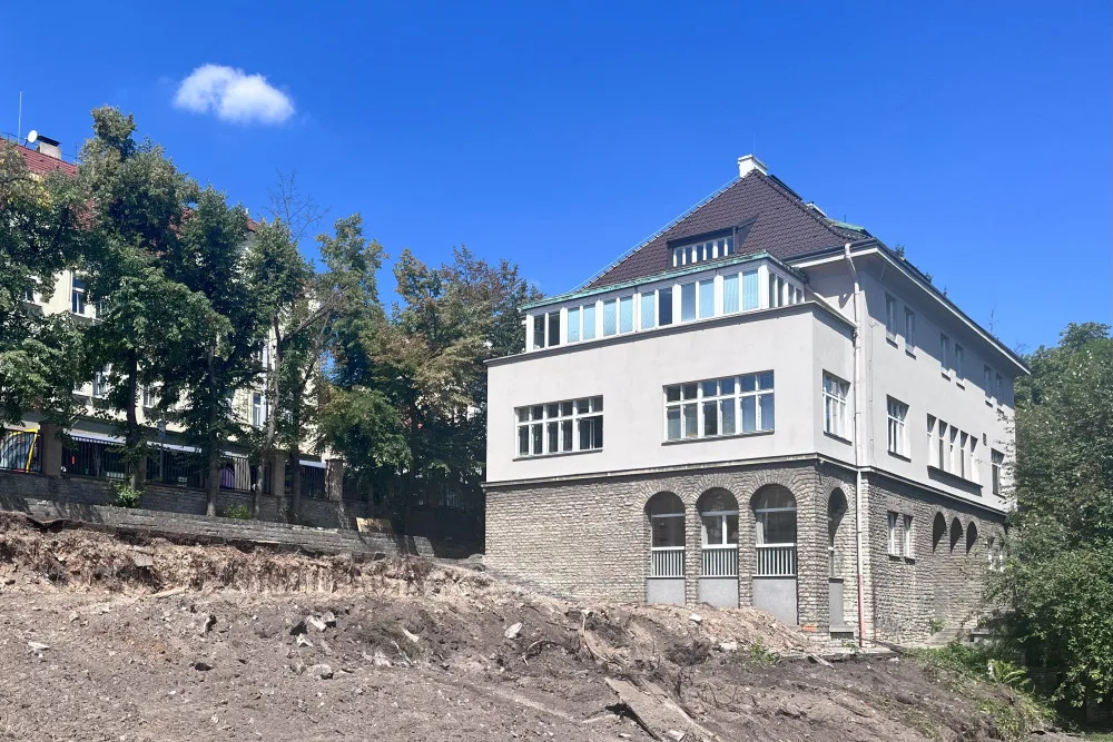 Na Zlíchově začala stavba nového pavilonu školy pro děti se specifickými poruchami chování