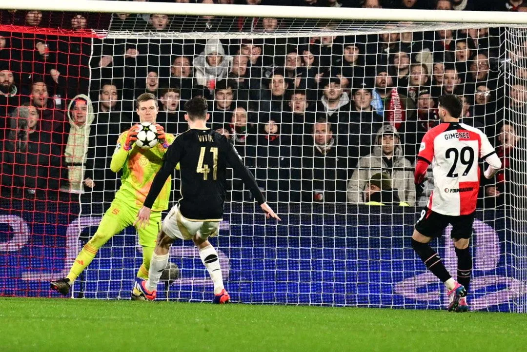 Sparty podlehla v Lize mistrů Feyenoordu 2:4 a výrazně se jí vzdálil postup