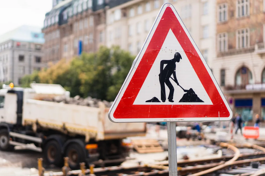 V Praze příští rok začne oprava vinohradského divadla nebo stavba tramvajové linky