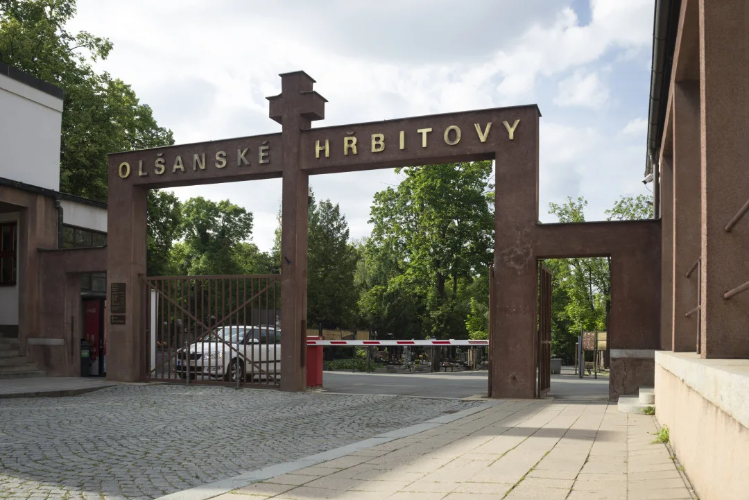 Olšanské hřbitovy