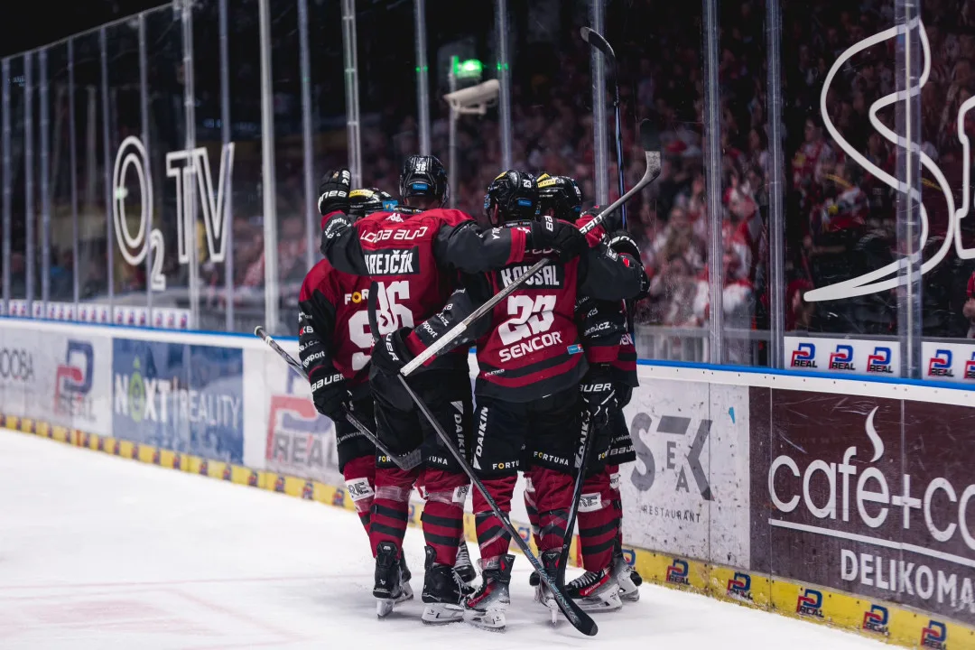 Hokejisté Sparty přehráli Pardubice 5:3, Dynamo porazili počtvrté v sezoně