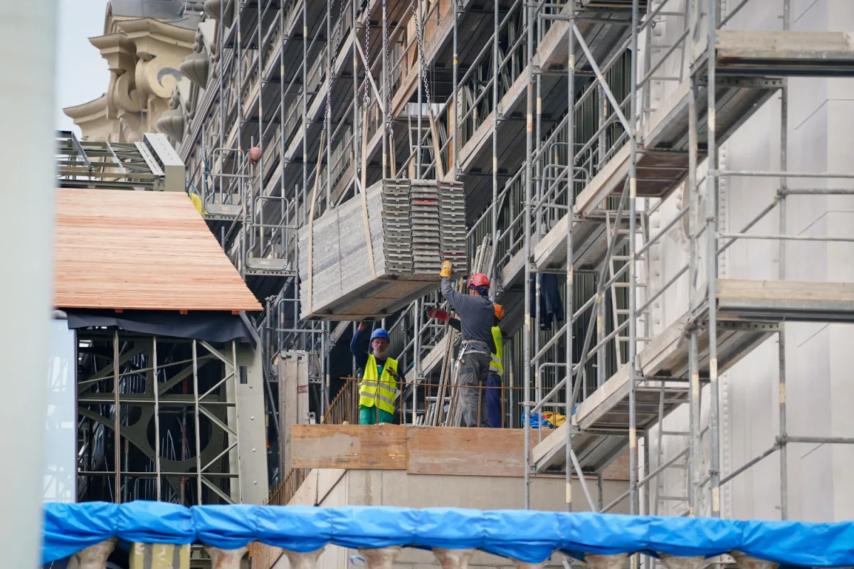 VIDEO: Průmyslový palác má být dokončen příští rok, první klienti už mají zájem o pronájem