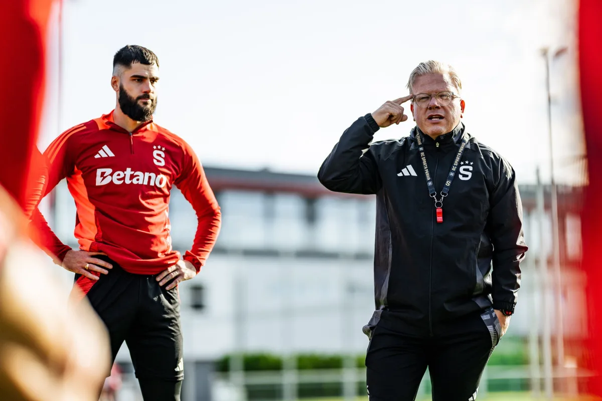 Z Friise čiší bezradnost. Pokud to Rosický nevidí, je to pro Spartu ještě horší