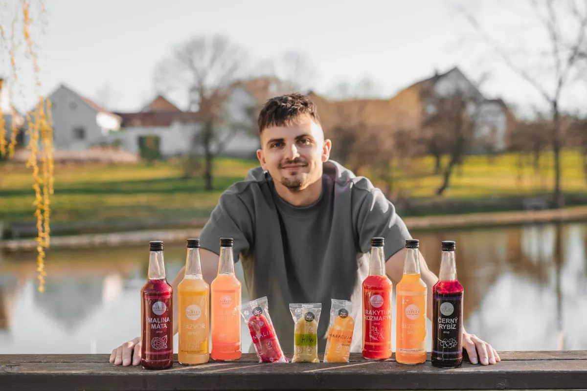 Nejdřív nanuky, teď sirupy. Osvěžo – příběh značky, která chce osvěžit Česko