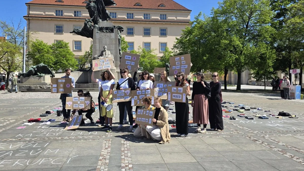 Prahu dnes ovládly akce spojené s potratovou tematikou, v akci je i antikonfliktní tým
