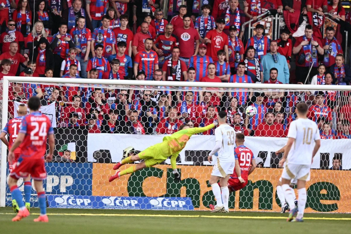 Sparta podlehla Plzni 2:0 a po úvodním kole ligové nadstavby je na čtvrté pozici