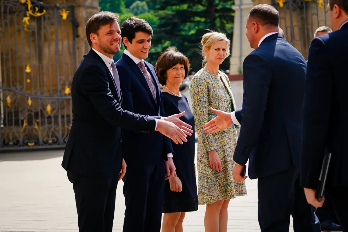 FOTOGALERIE: Prezident Pavel přijal na Hradě Zelenského při slavnostním ceremoniálu