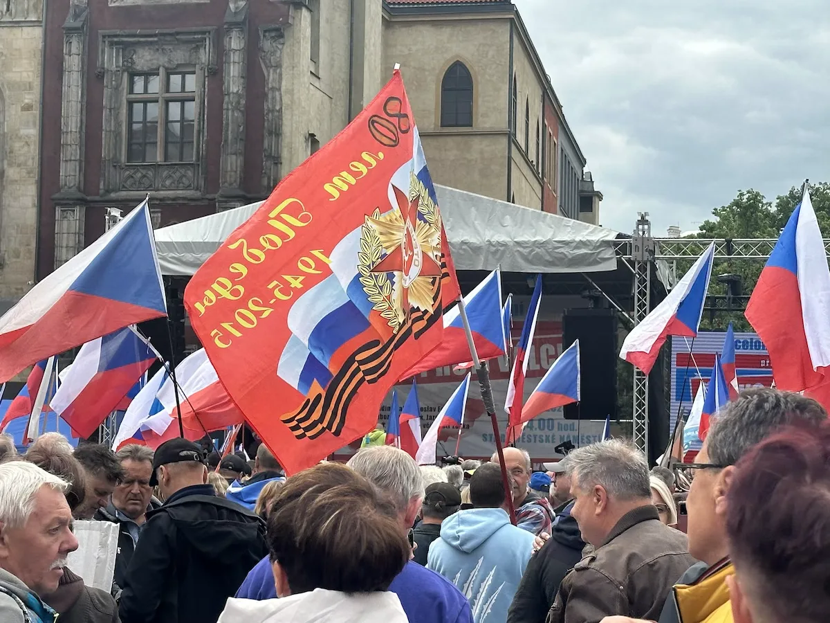 VIDEO: Čtyři tisíce stoupenců SPD demonstrují v Praze, Okamura vyzval ke změně vlády