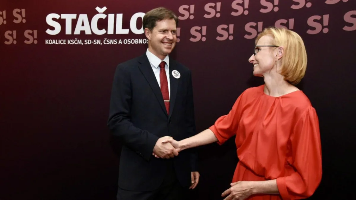 KOMENTÁŘ: Návrat do Moskvy a neodbytný duch 9. května