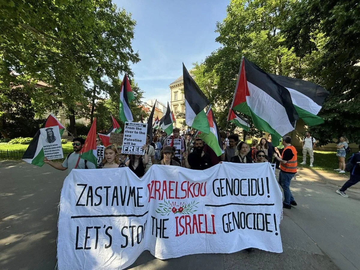 V Praze se demonstrovalo za Palestinu, zazněla tvrdá kritika Izraele a české vlády