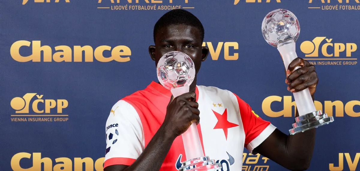 Diouf je na odchodu, sportovní ředitel Bílek potvrdil dohodu Slavie s West