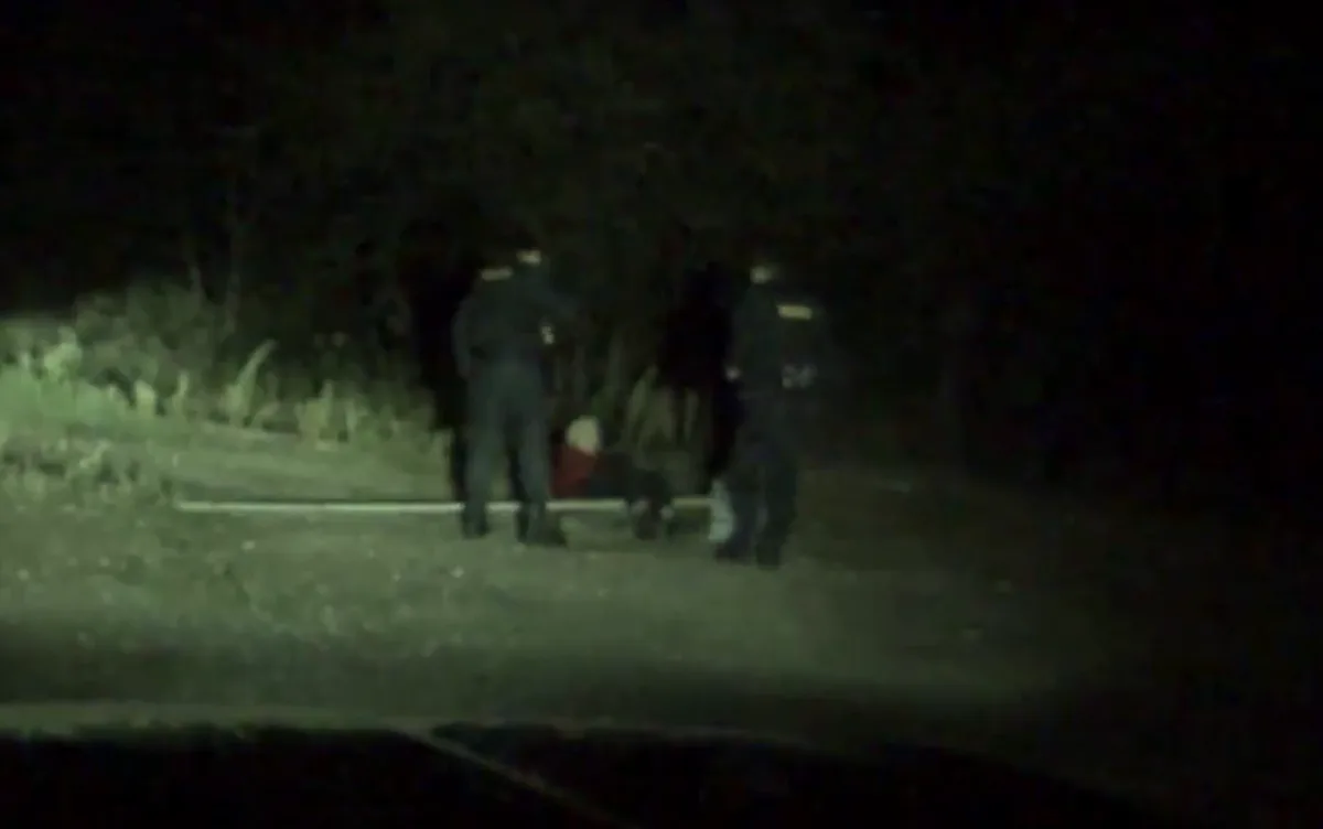 Ženu zachránila policie.