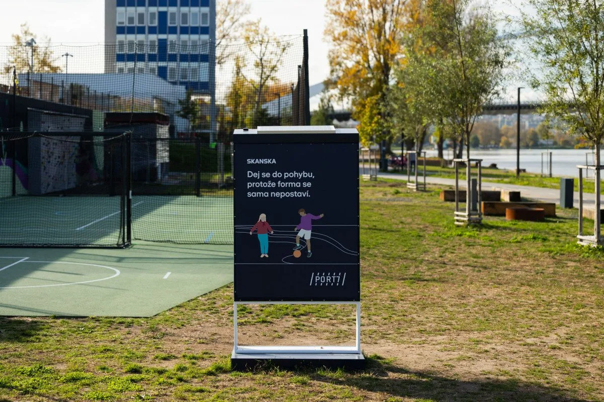 Holešovice mají náplavku, na levém břehu Vltavy vznikl prostor pro sport i relax