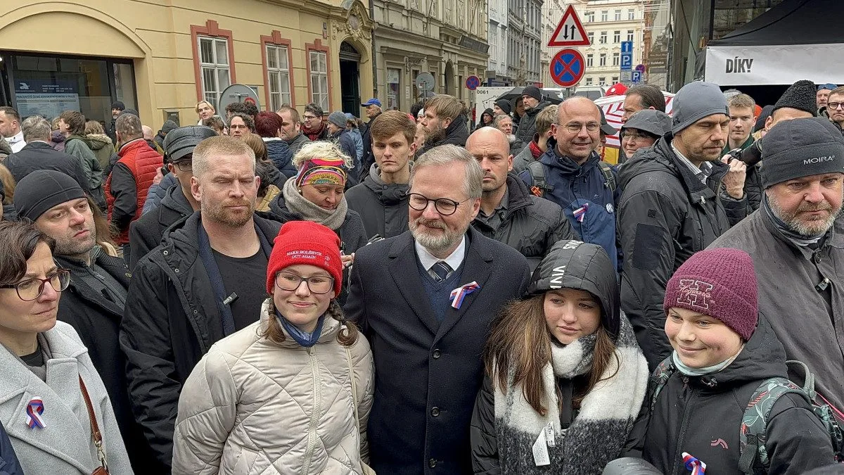 FOTO,VIDEO: 17. listopad na Národní třídě. Největší pískot sklidili Babiš a Turek