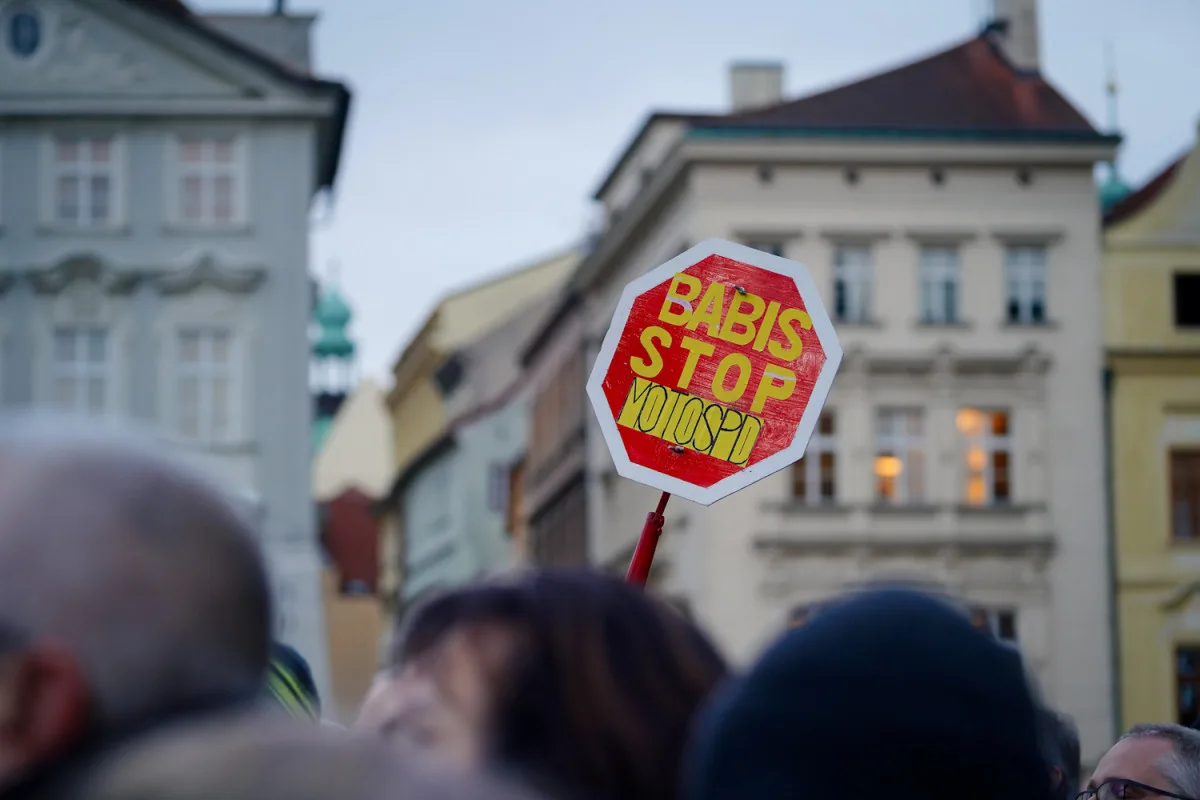 FOTO: Na protivládní demonstraci Milionu chvilek dorazily na Staromák tisíce lidí