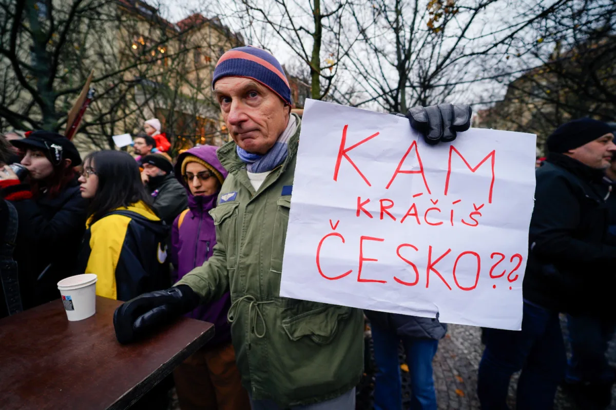 FOTO: Na protivládní demonstraci Milionu chvilek dorazily na Staromák tisíce lidí