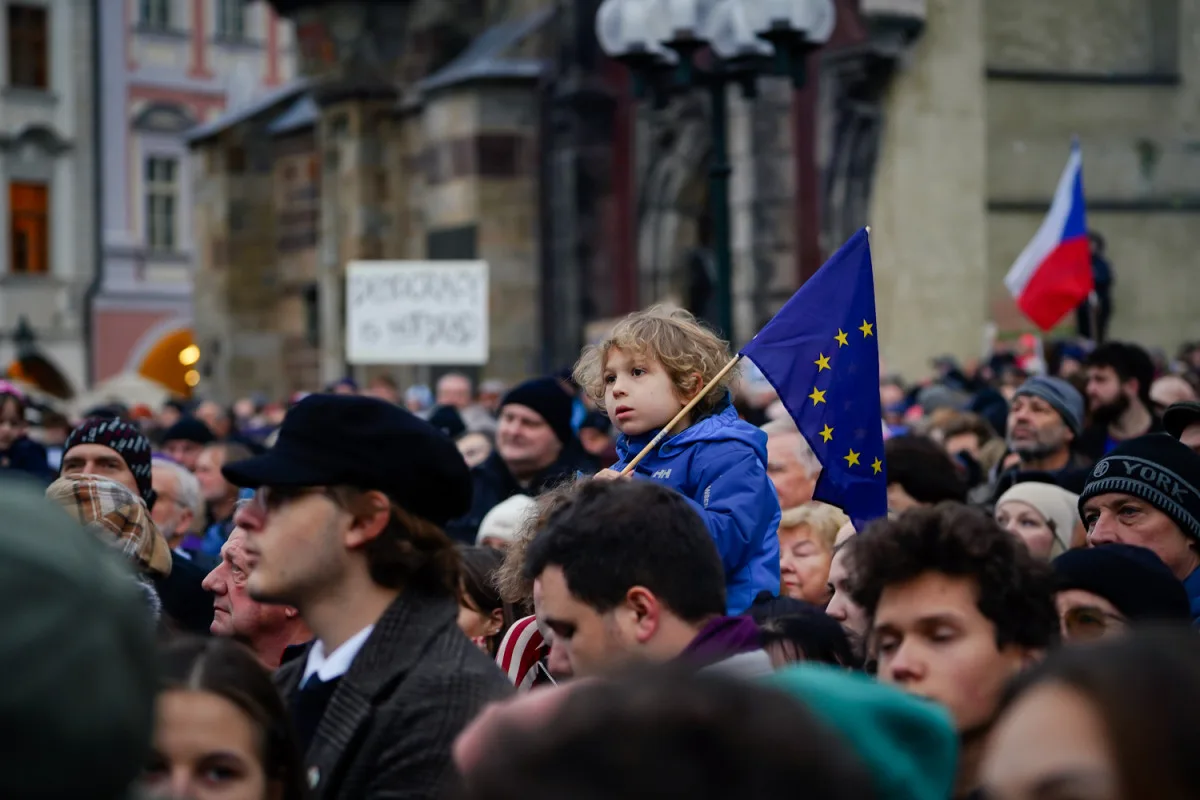 FOTO: Na protivládní demonstraci Milionu chvilek dorazily na Staromák tisíce lidí