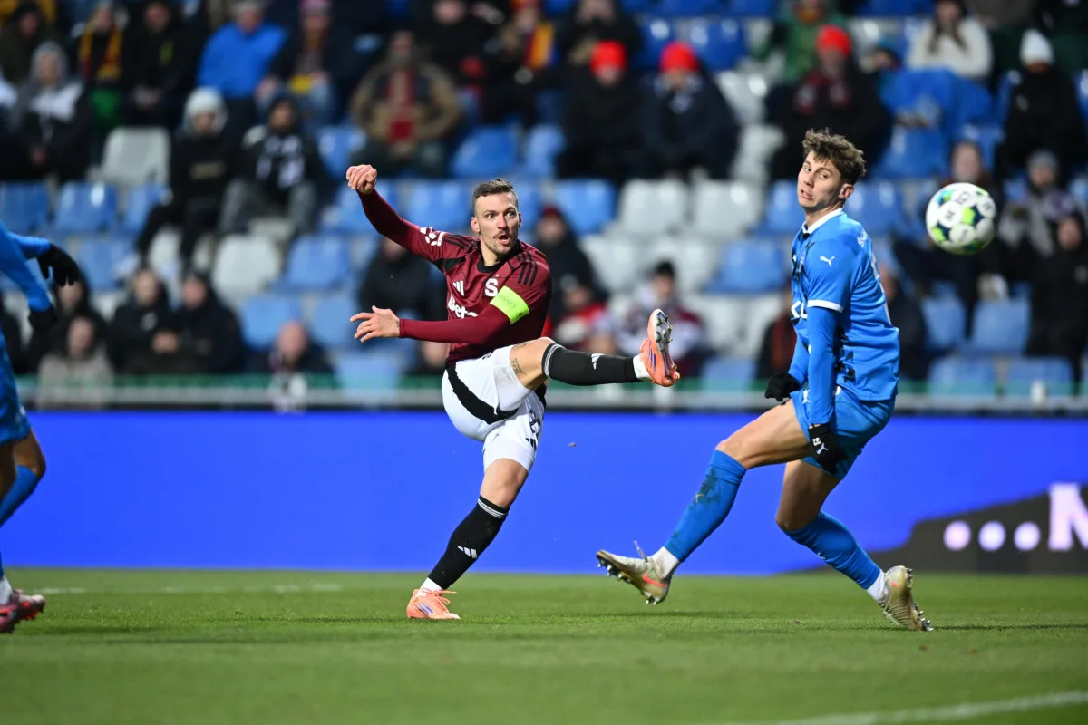 Sparta vyhrála v Boleslavi, Haraslín si připsal gól a asistenci