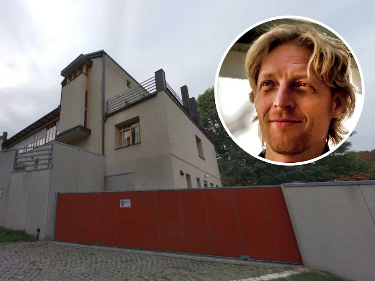 Dům, kde má gymnázium být, patří Janečkovi.