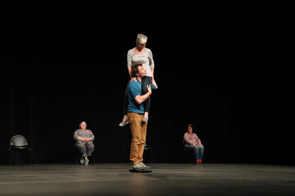 Grand-Mother Project spojuje na Cirkopolis akrobacii, důvěru a stáří