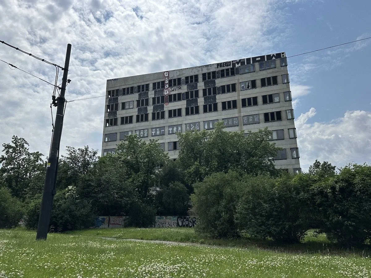Radní znovu vyloučili dvě firmy z tendru na dostavbu Nové Palmovky, zbývá jen jedna