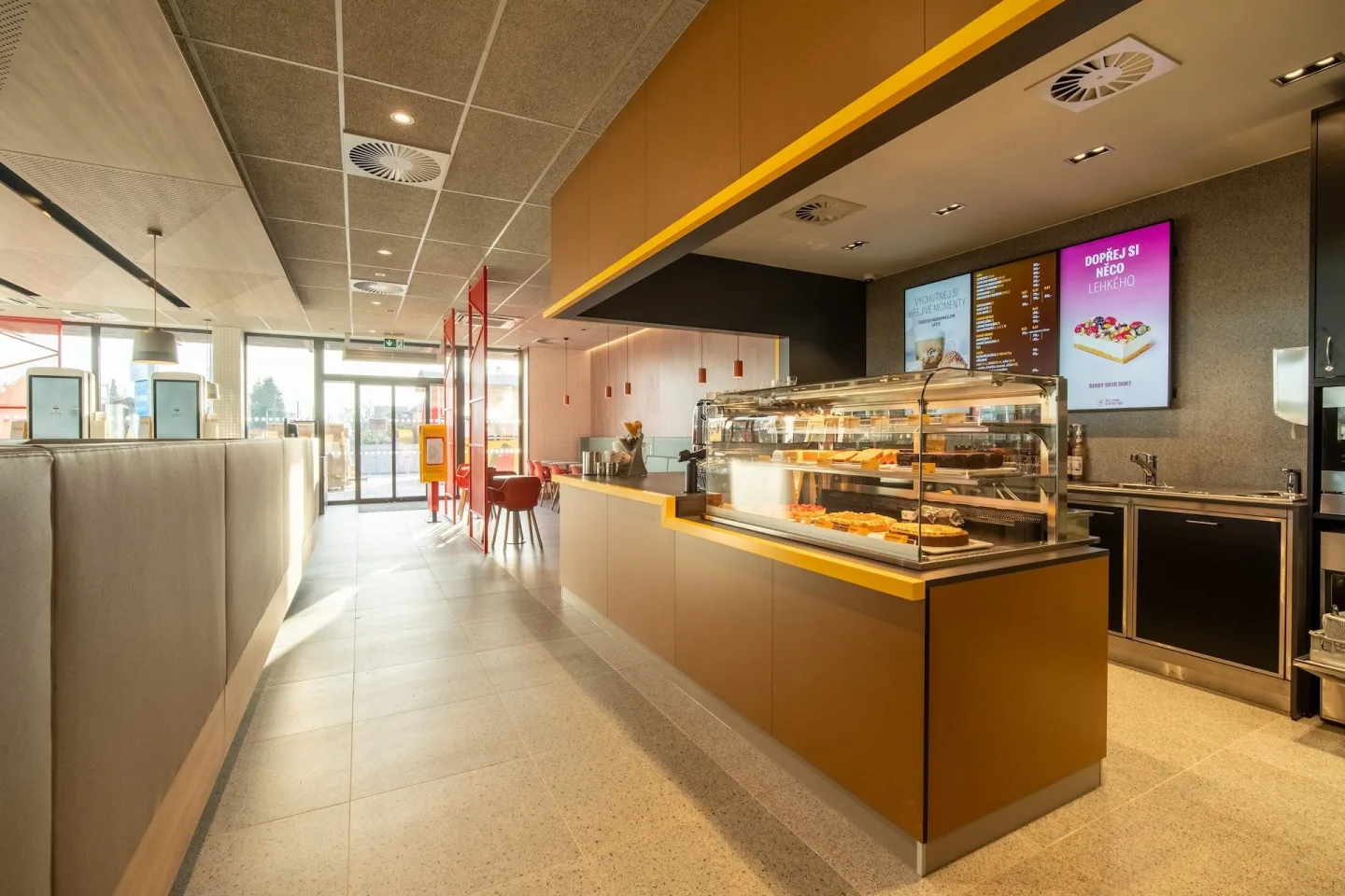 McDonald's rozšiřuje svou síť, novou restauraci otevřel v Benešově