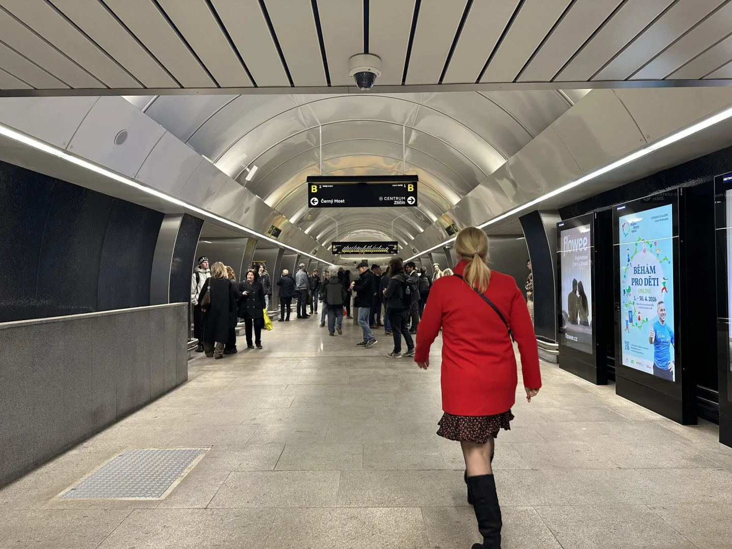 FOTO: Stanice Českomoravská prošla modernizací, přejmenovávat se nebude