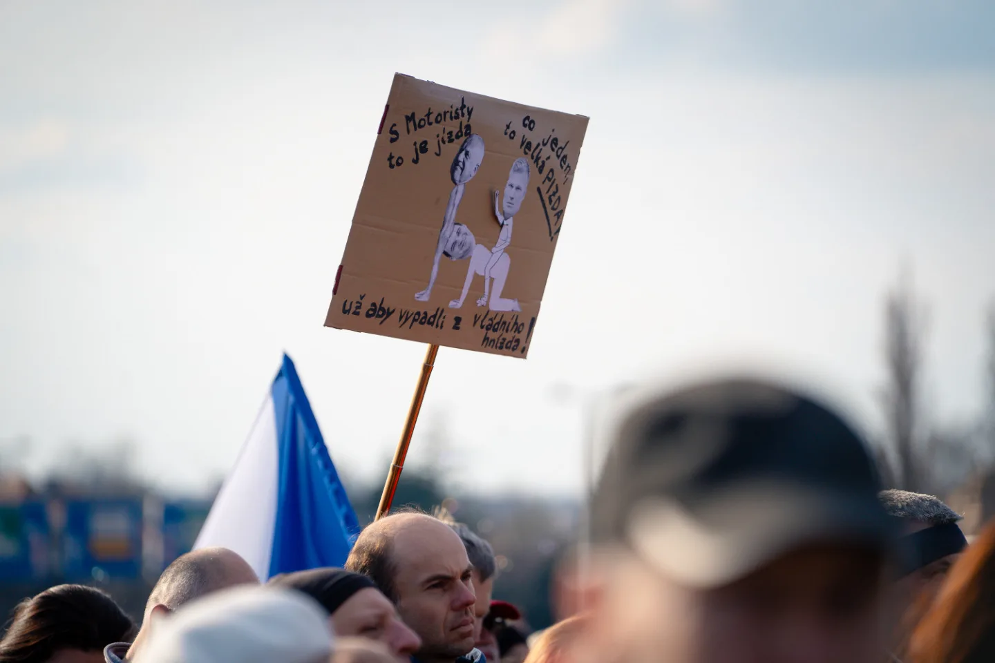 FOTO: Pryč s Burešem a vyděrači. Podívejte se, jak probíhala demonstrace na Letné