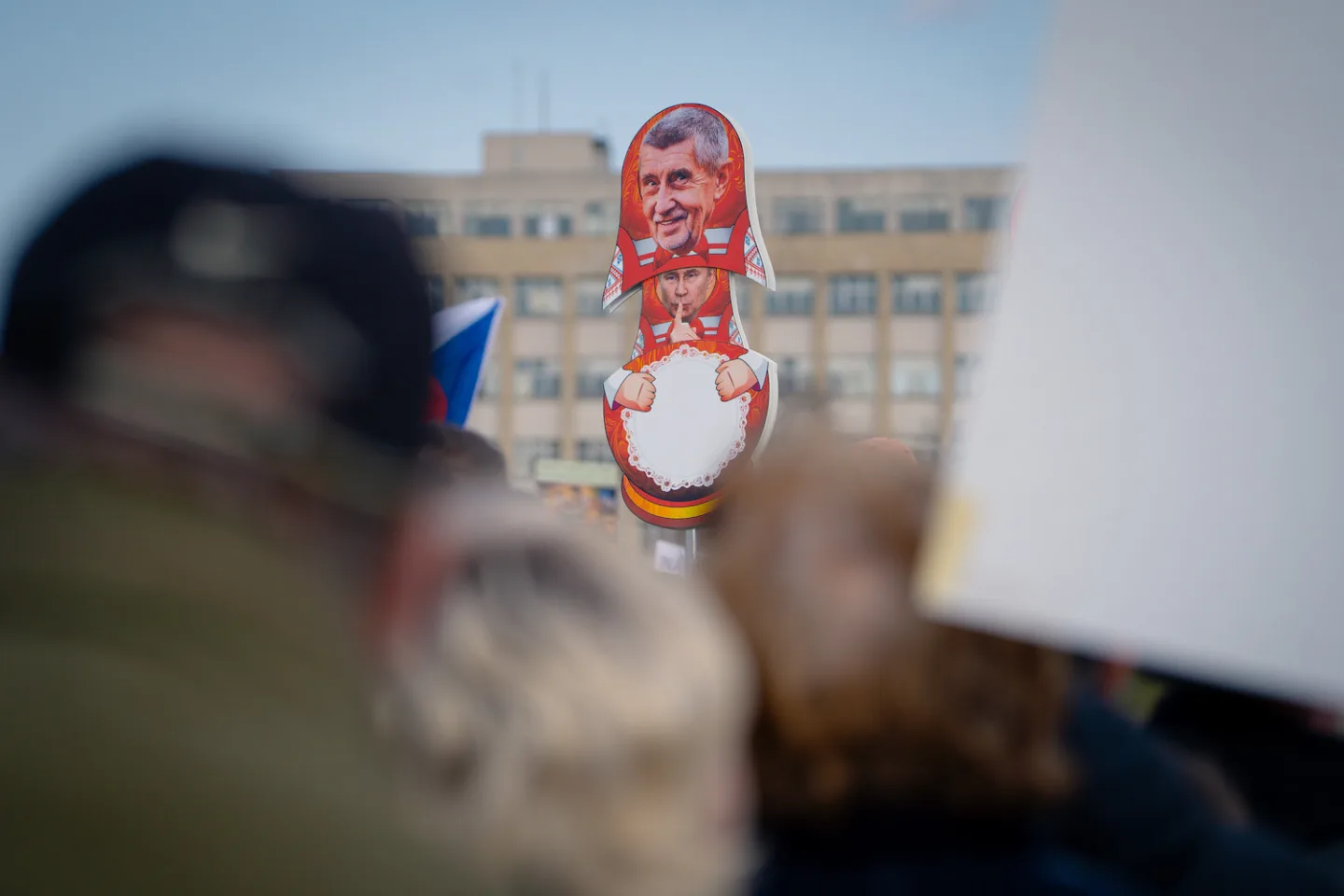FOTO: Pryč s Burešem a vyděrači. Podívejte se, jak probíhala demonstrace na Letné