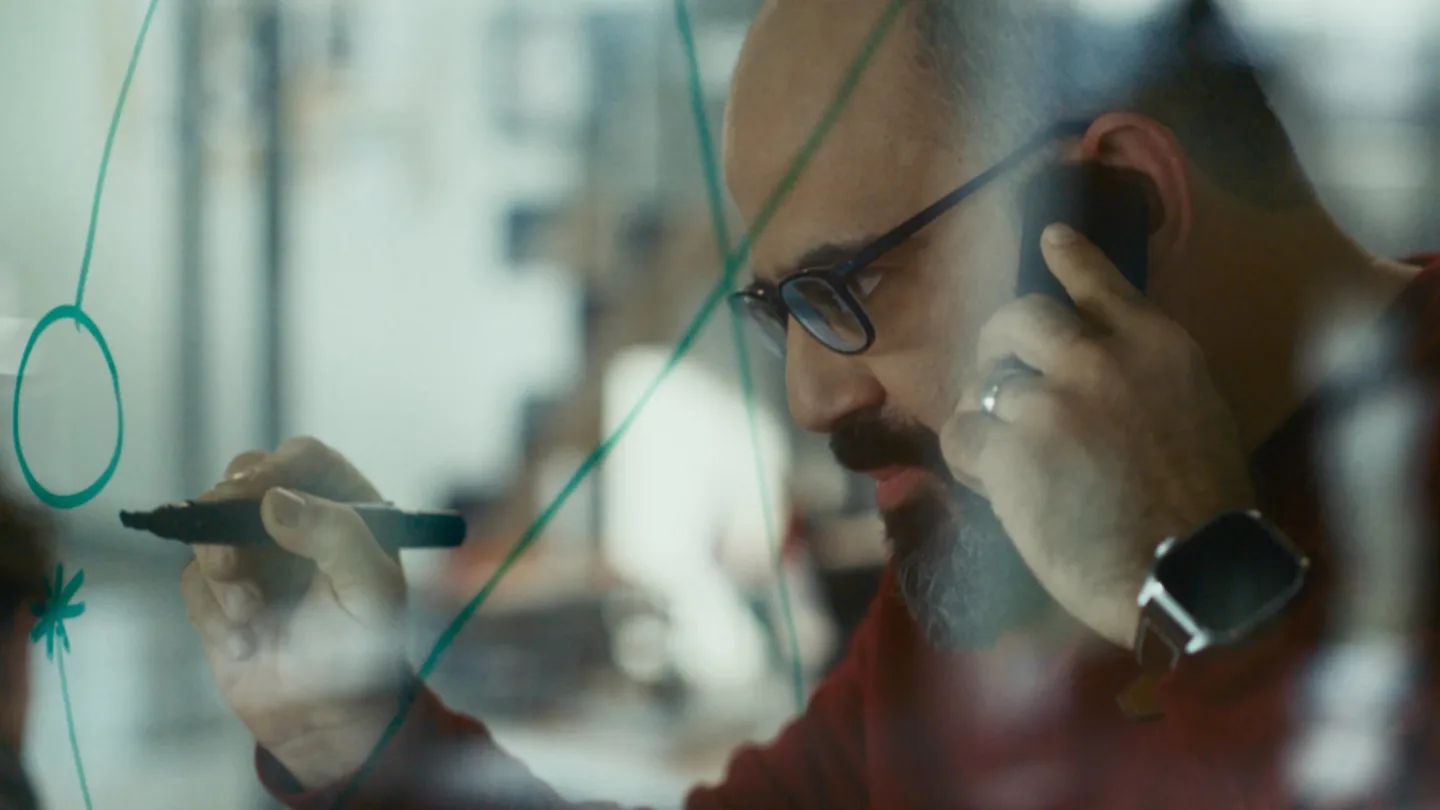 RECENZE: Zbabělí čeští kritici a zavražděná Hind Radžab. Zapamatujme si její jméno