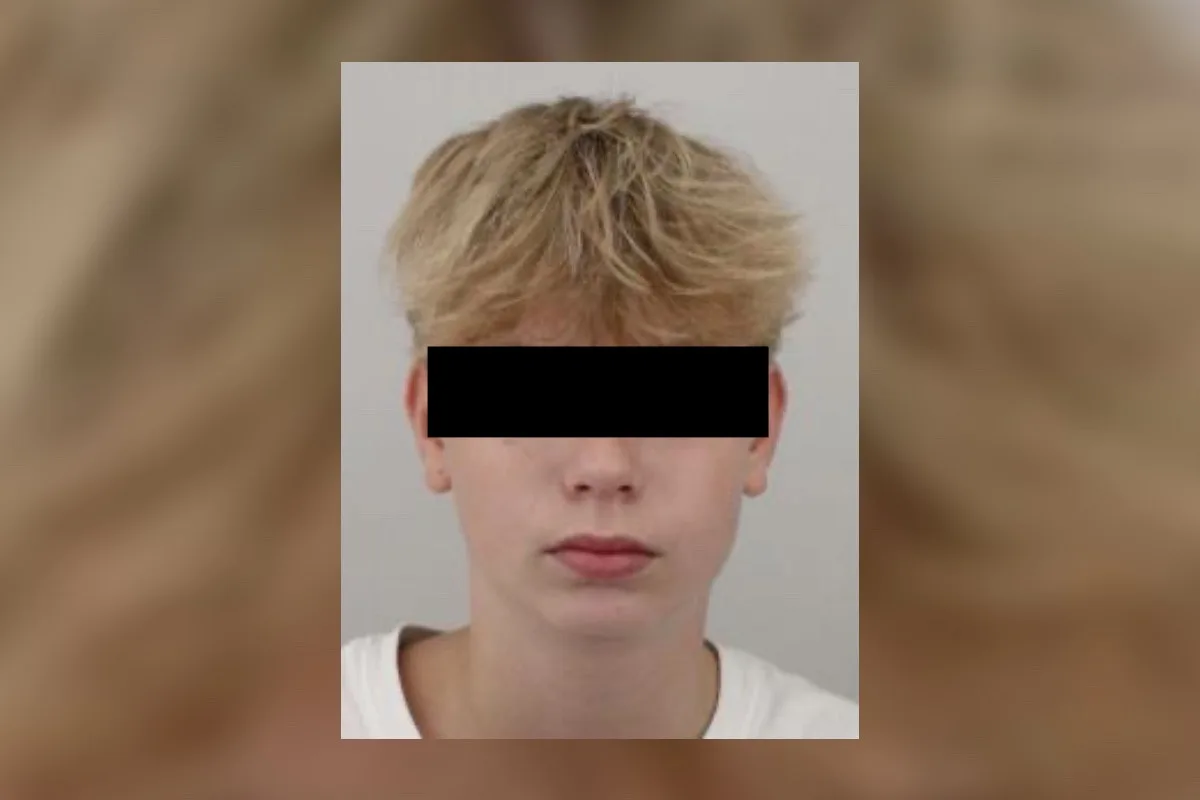 Čtrnáctiletý kluk odjel do školy na Chodově a ztratil se. Pátrala po něm policie