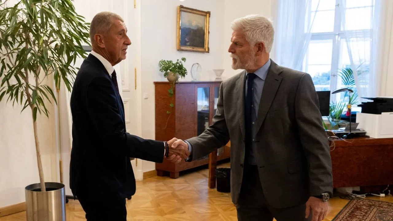 KOMENTÁŘ: Souboj o Ankaru, Babiš ve sporu s prezidentem hraje o hodně