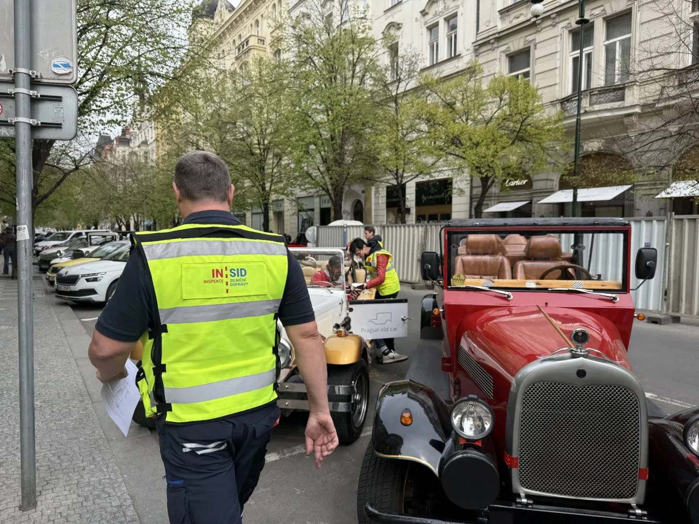 V Praze kontrolovali falešné veterány, vážné technické závady měla většina