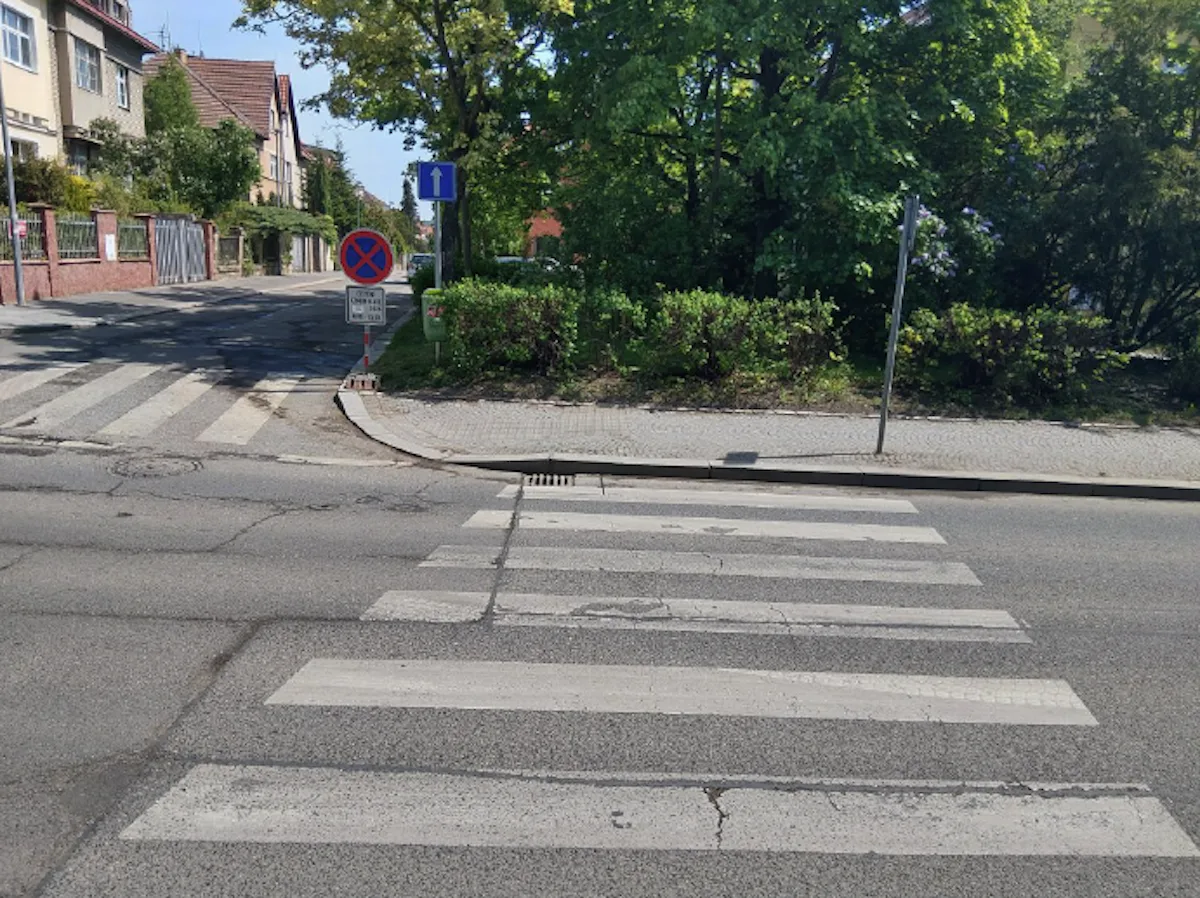 Neviděli jste nehodu v ulici Karlštejnská?