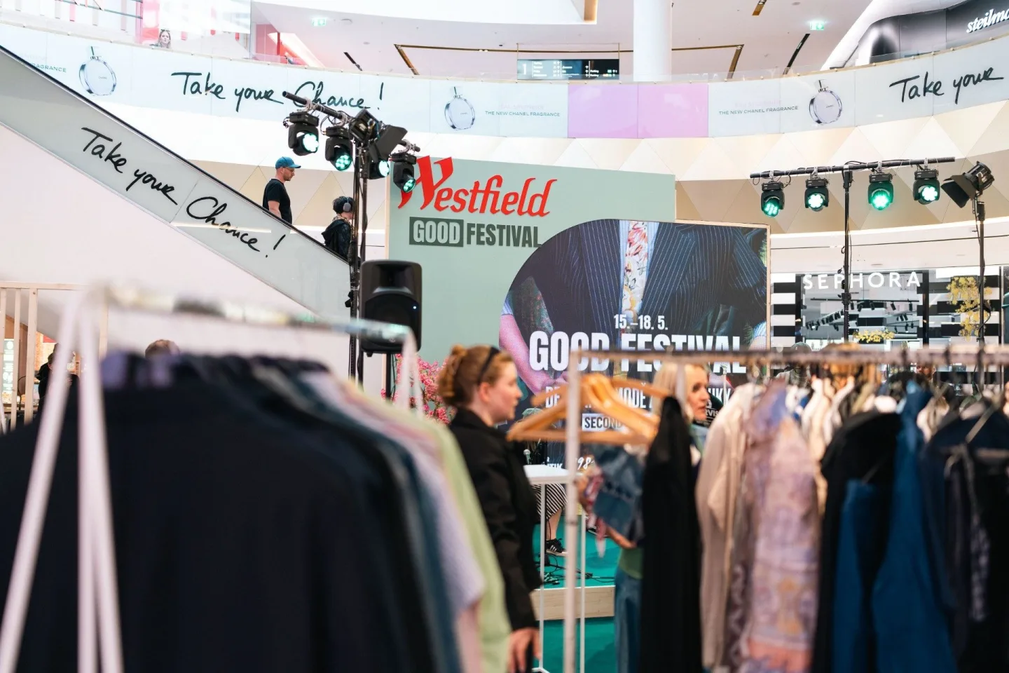 Reloved Market ve Westfield Chodov vrací věcem druhou šanci.