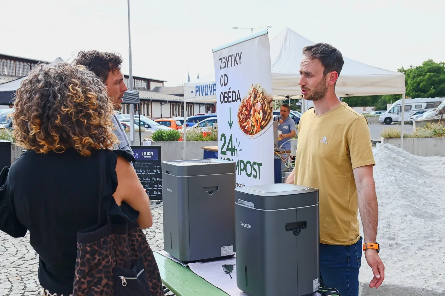 Moderní kompostéry i práce pro lidi se schizofrenií. Festival Pěstuj město ukázal, jak udržitelná řešení předbíhají současnou legislativu