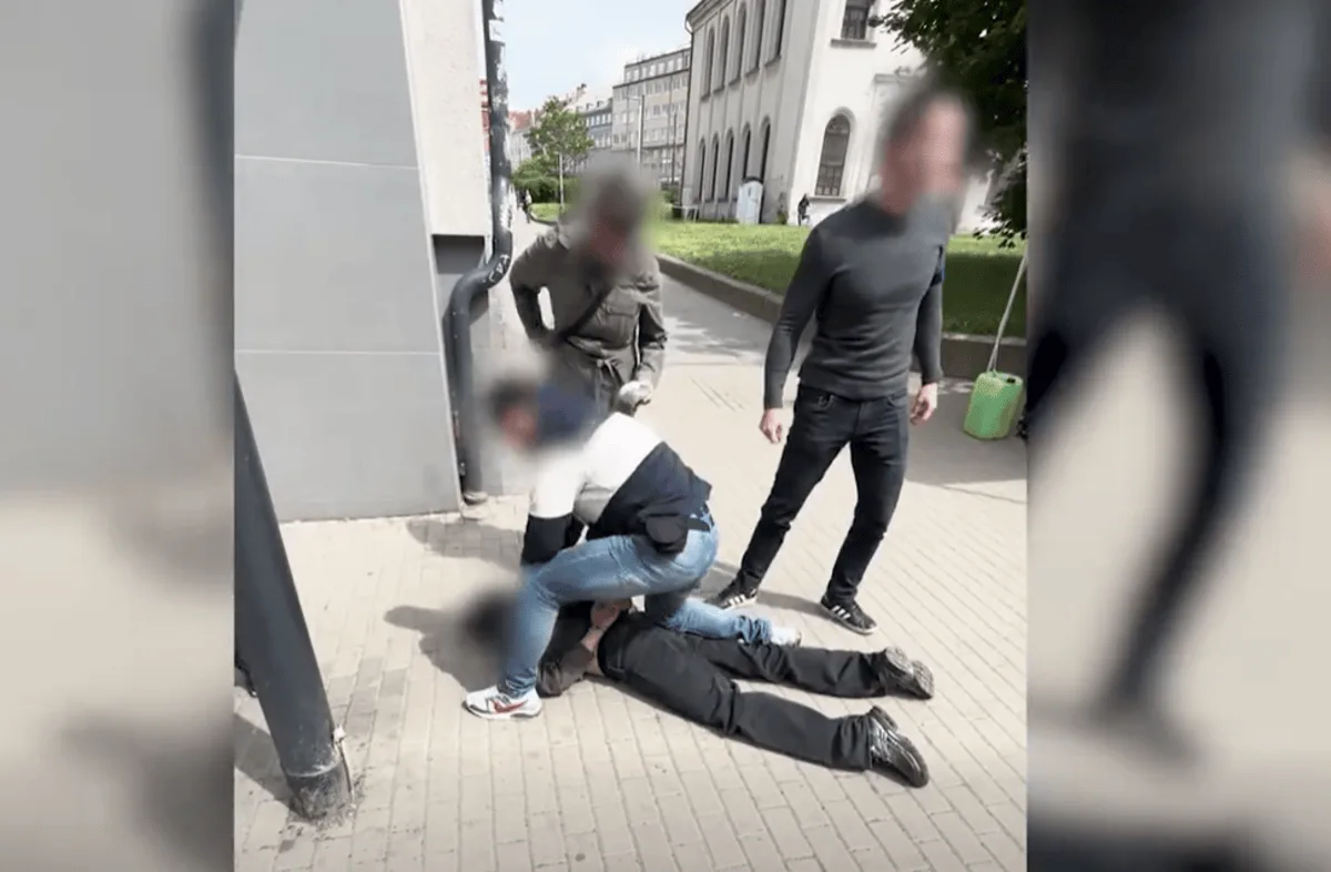 Podvod policie kurýři