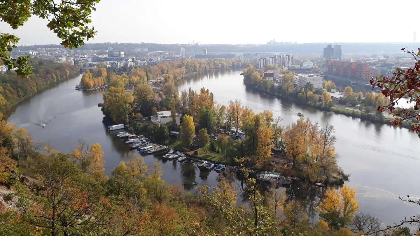 Praha se dohodla s developerem na Libeňském ostrově, pozemky vymění za nové byty