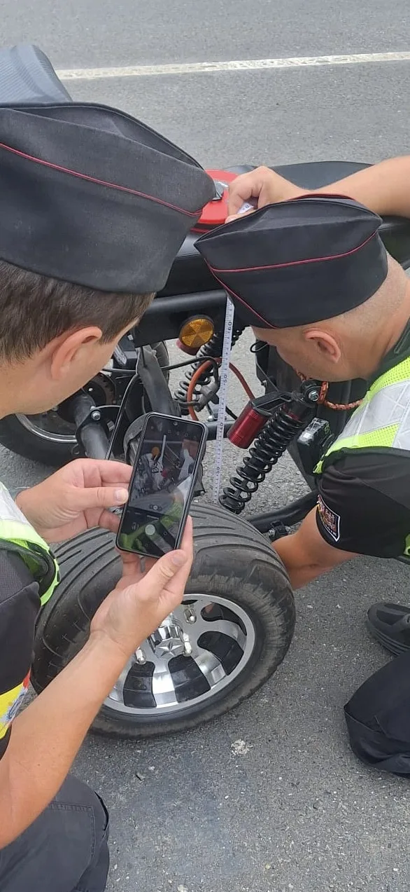 Policisté se zaměřili na motorky a koloběžky. Za tři dny rozdali pokuty za 85 tisíc