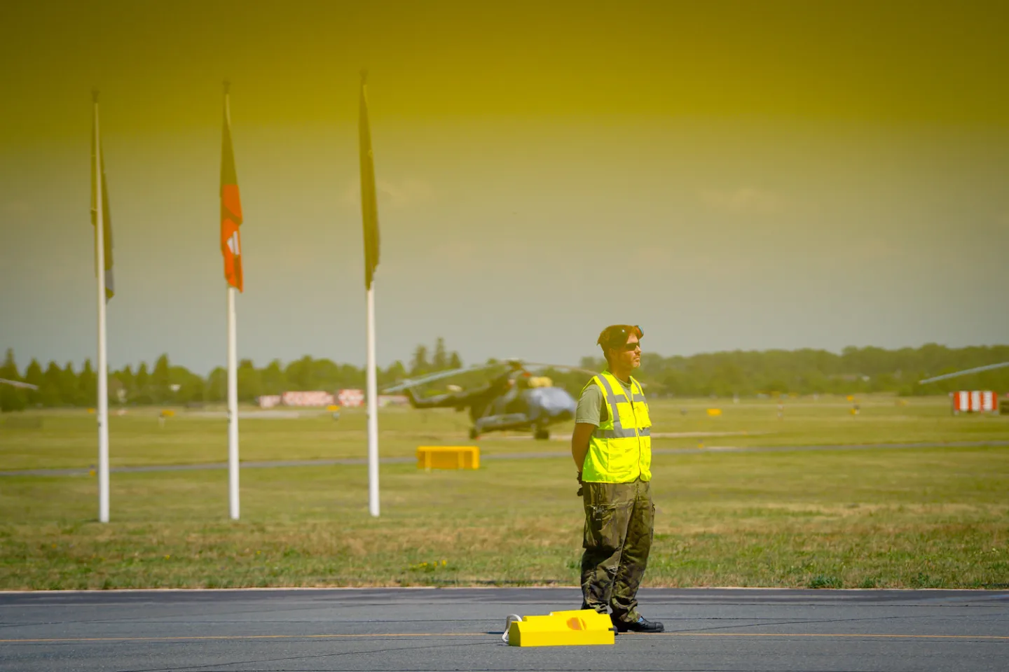 FOTO: Armáda si převzala první dopravní letoun Embraer. Podívejte se, jak vypadá uvnitř
