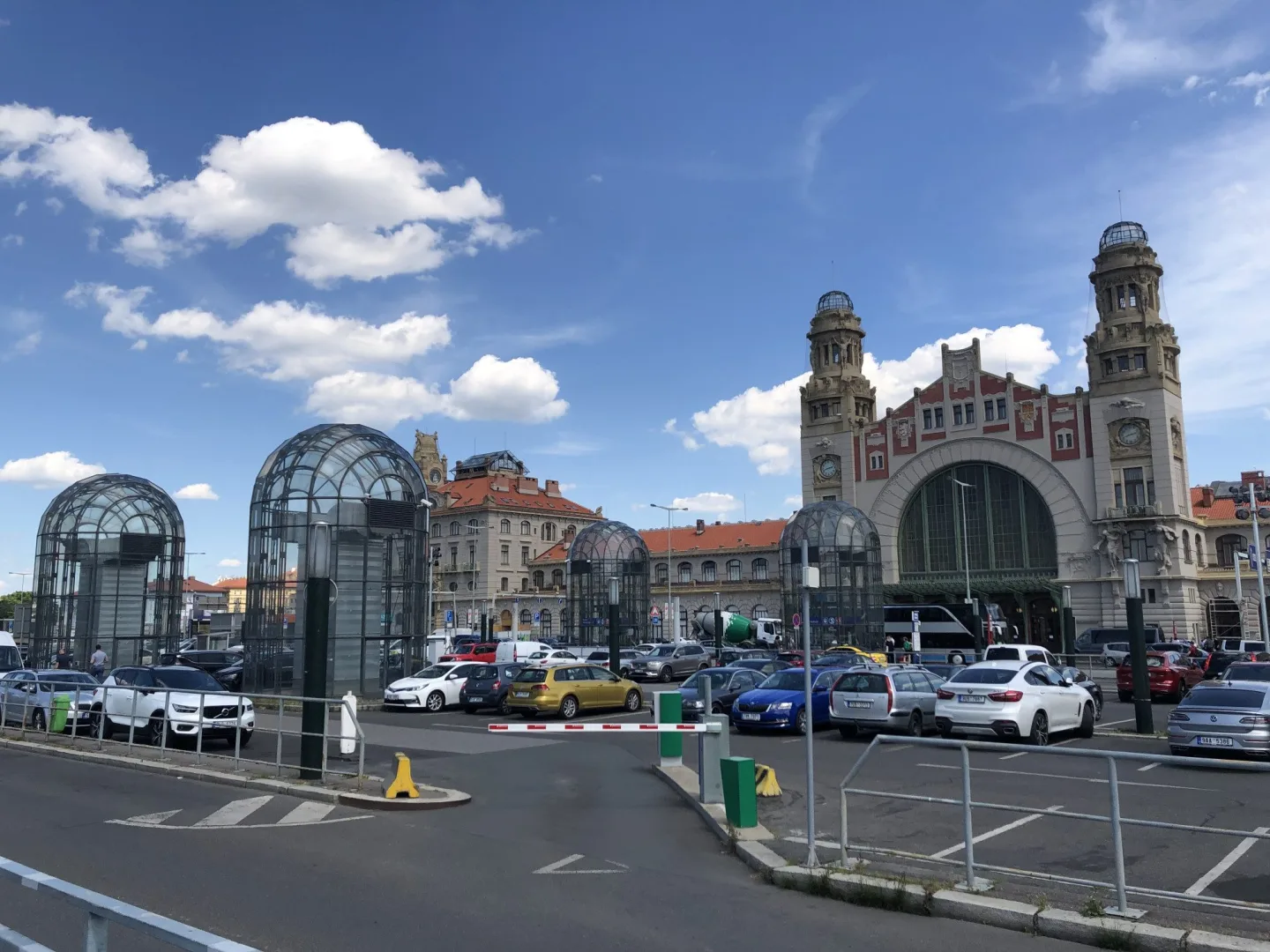 Stavba na magistrál před nádražím? Cyklostezku tu nebudují