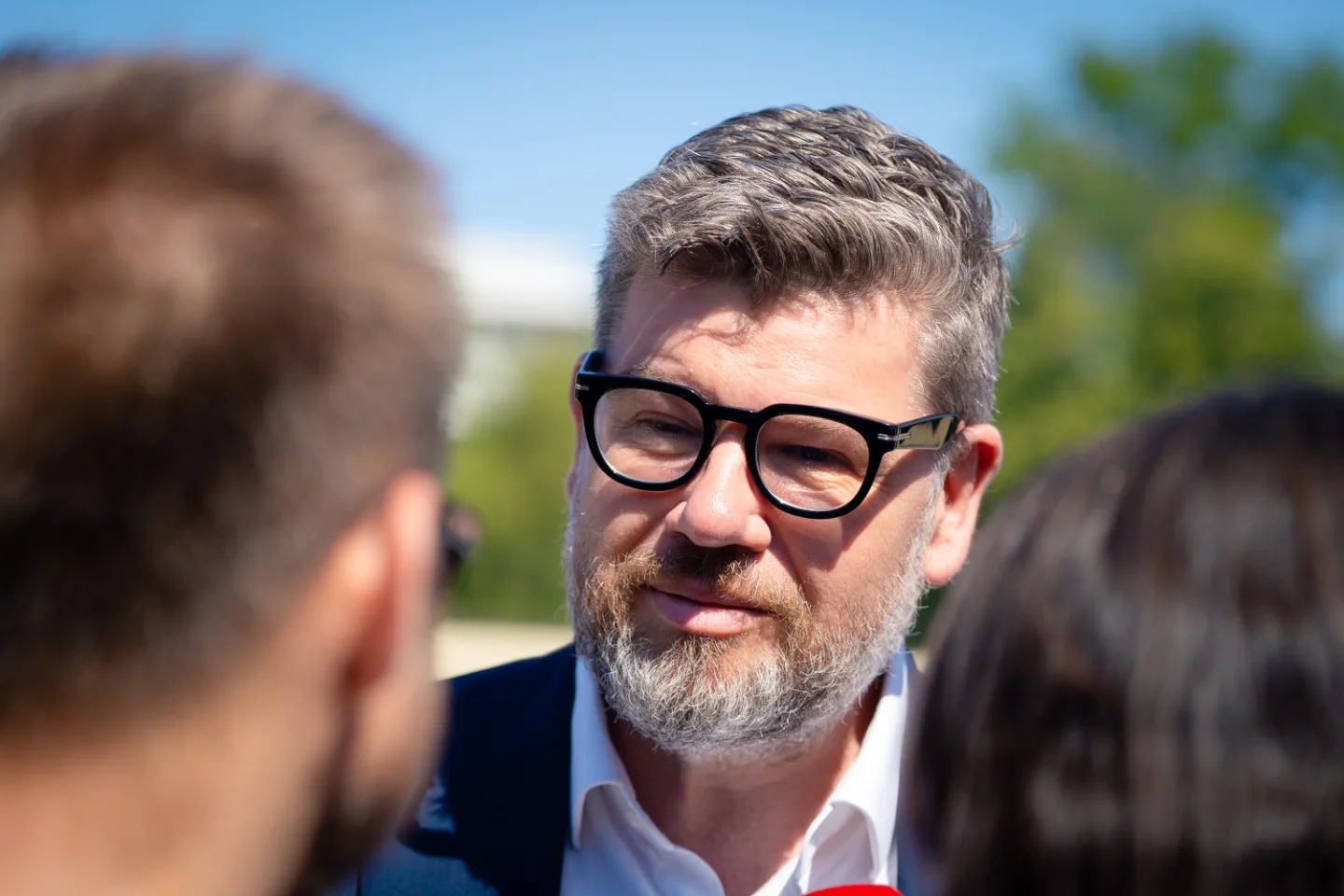 FOTO: Poslední rozloučení s Milanem Knížákem. Při obřadu promluvili Klaus a Klempíř
