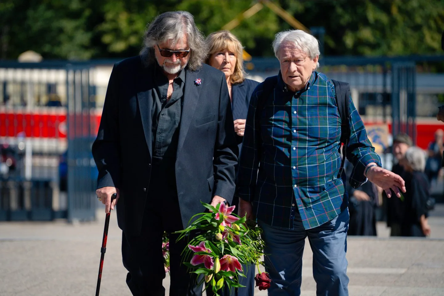 FOTO: Poslední rozloučení s Milanem Knížákem. Při obřadu promluvili Klaus a Klempíř