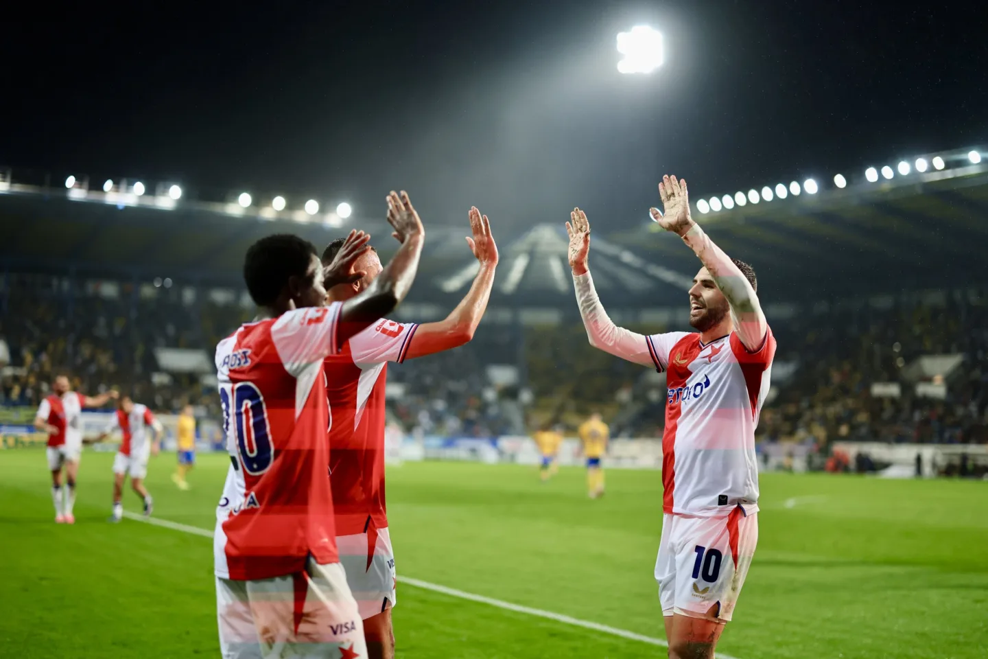 Slavia je znovu v čele fotbalové ligy. V Teplicích rozhodla dvěma góly