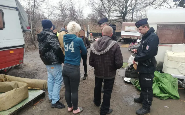 FOTO, VIDEO: Během sobotní akce vybrali policisté v Praze na pokutách téměř 60 tisíc korun