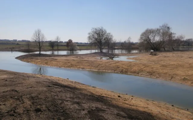 FOTO: U Čerňáku vznikl nový ostrov a velká písečná duna